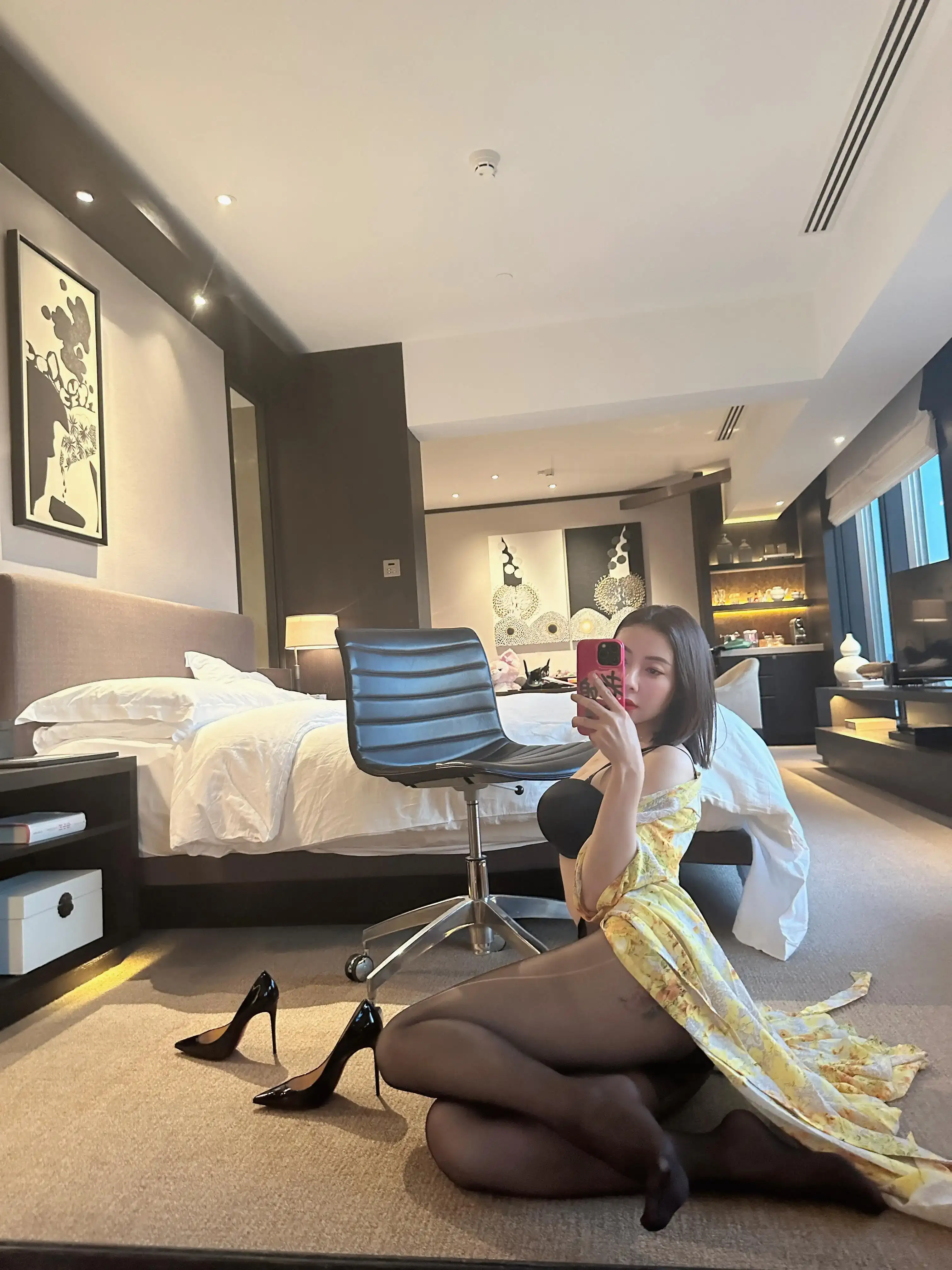 果儿Victoria_NO.008_黄色战袍 - M940.COM 内部私购-第4张